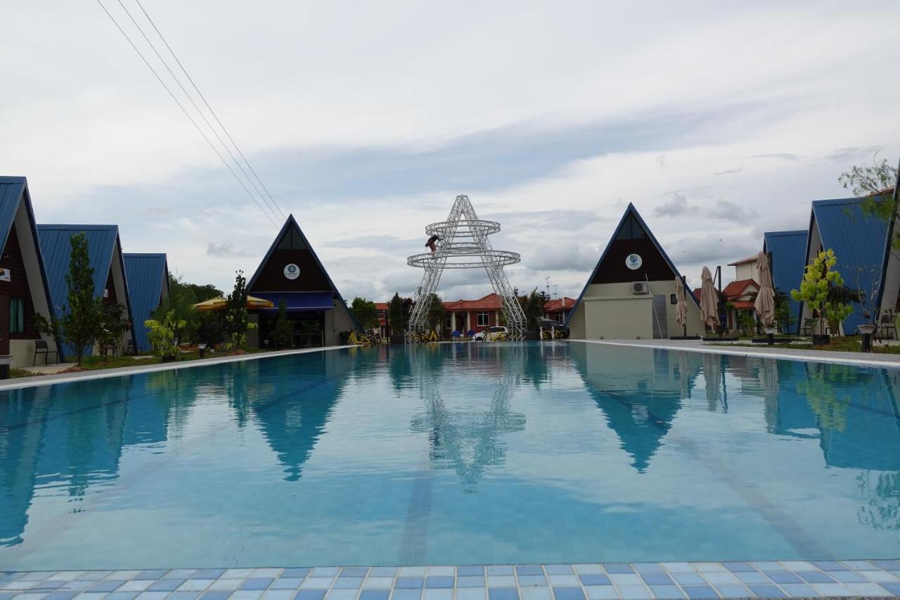 Senta Adventure Camp & Resort Minyak Beku Buitenkant foto